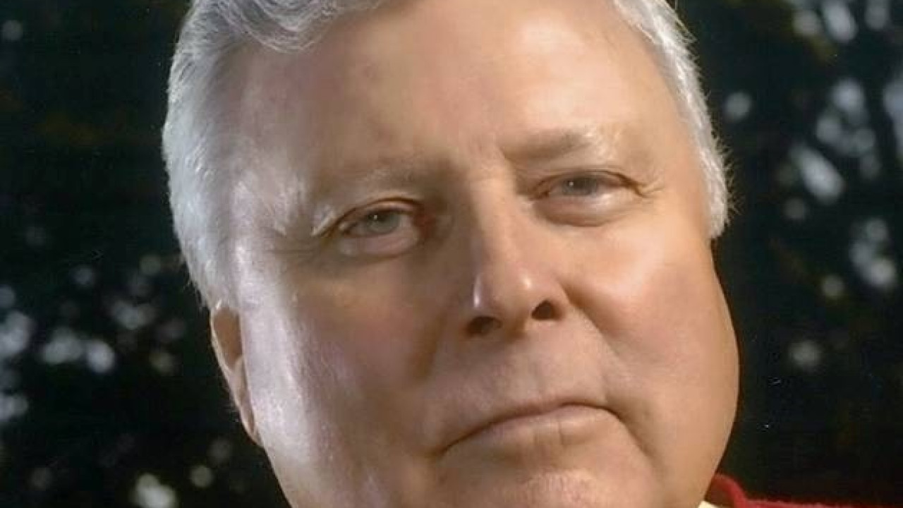 Photo of Peter Alliss